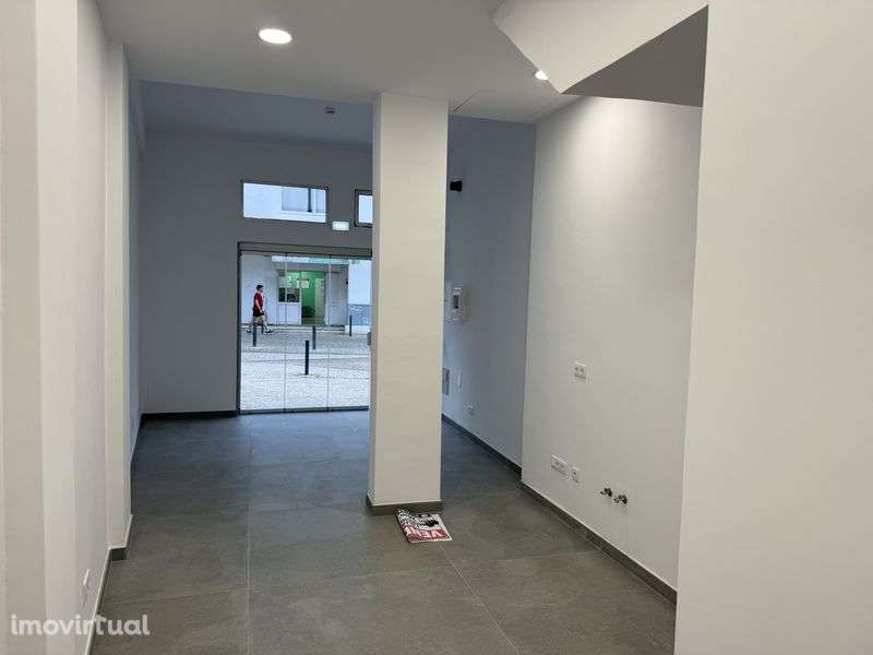 Loja Quarteira comercio e servicos - Grande imagem: 5/12