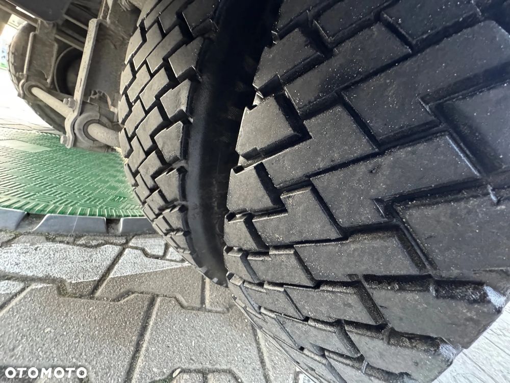 Mercedes-Benz ATEGO - 16