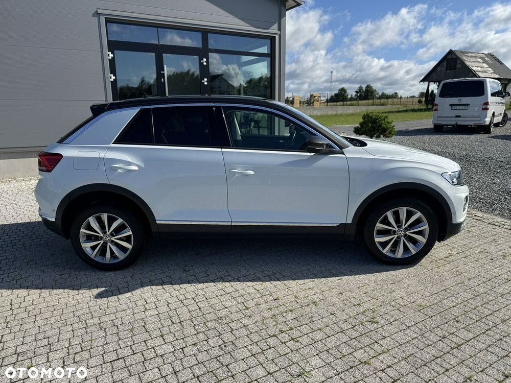 Volkswagen T-Roc - 10