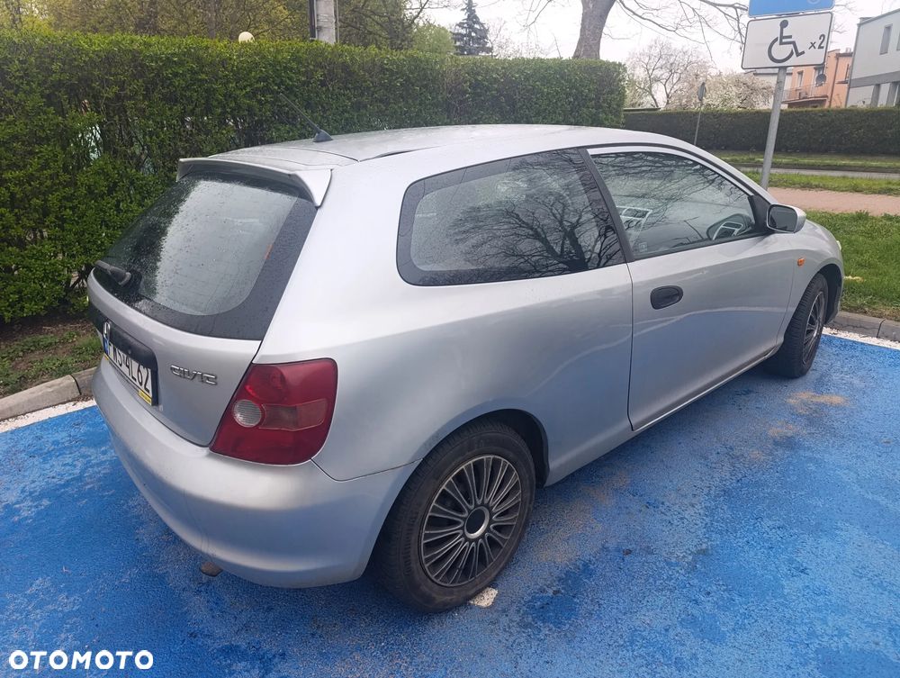 Honda Civic 1.4i S - 4