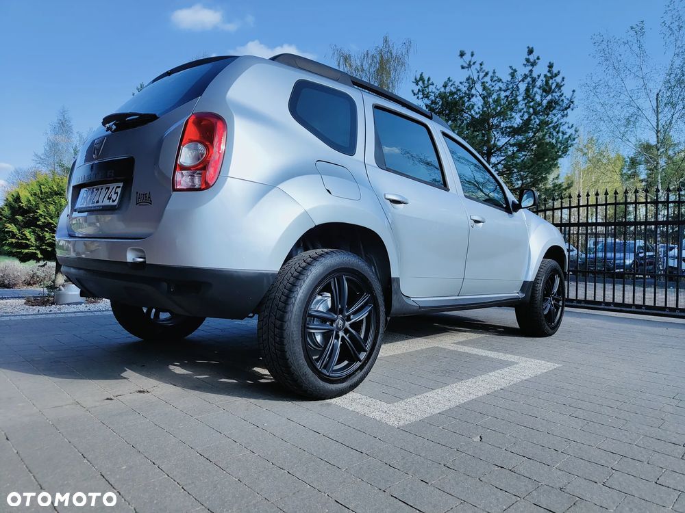Dacia Duster 1.6 16V 4x2 Laureate - 4