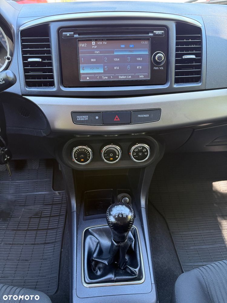 Mitsubishi Lancer 1.6 ClearTec Inform - 25