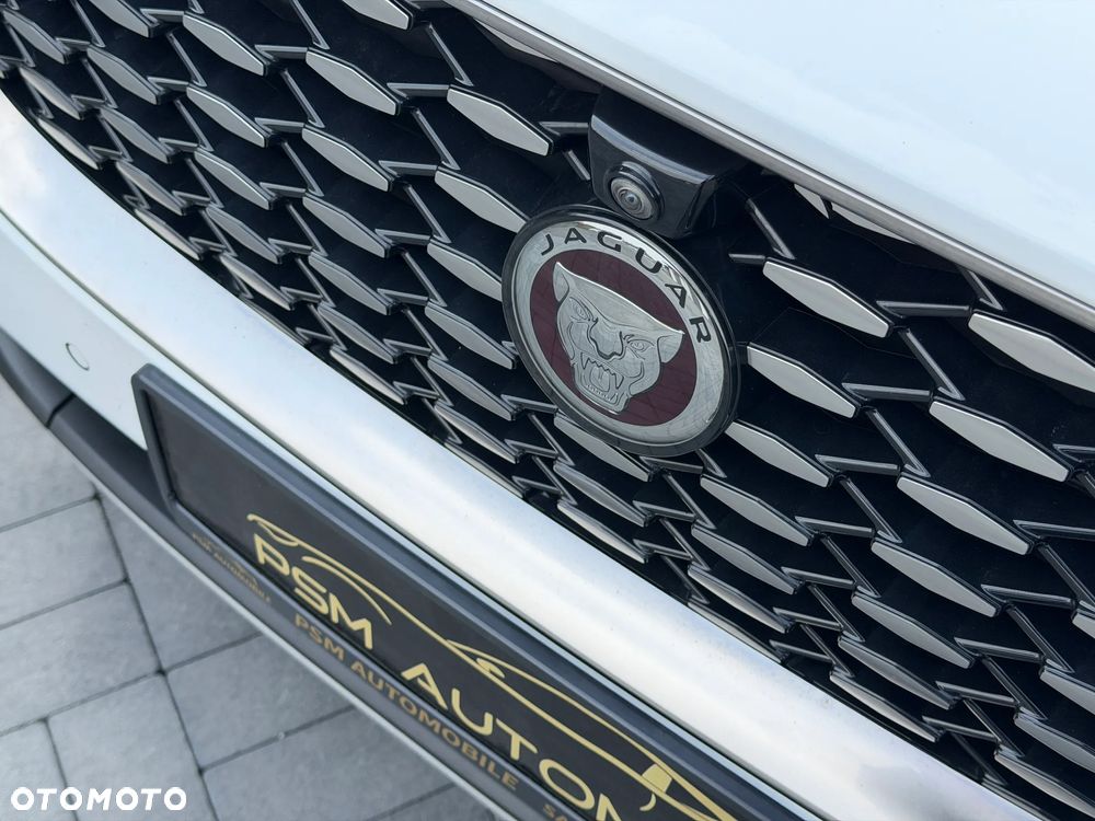 Jaguar E-Pace 1.5 P160 mHEV SE - 7