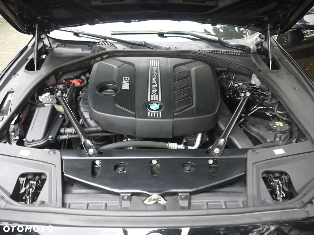 BMW Seria 5 - 22