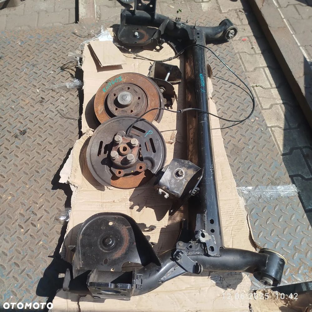 Renault Kangoo 2 kompletna belka tył