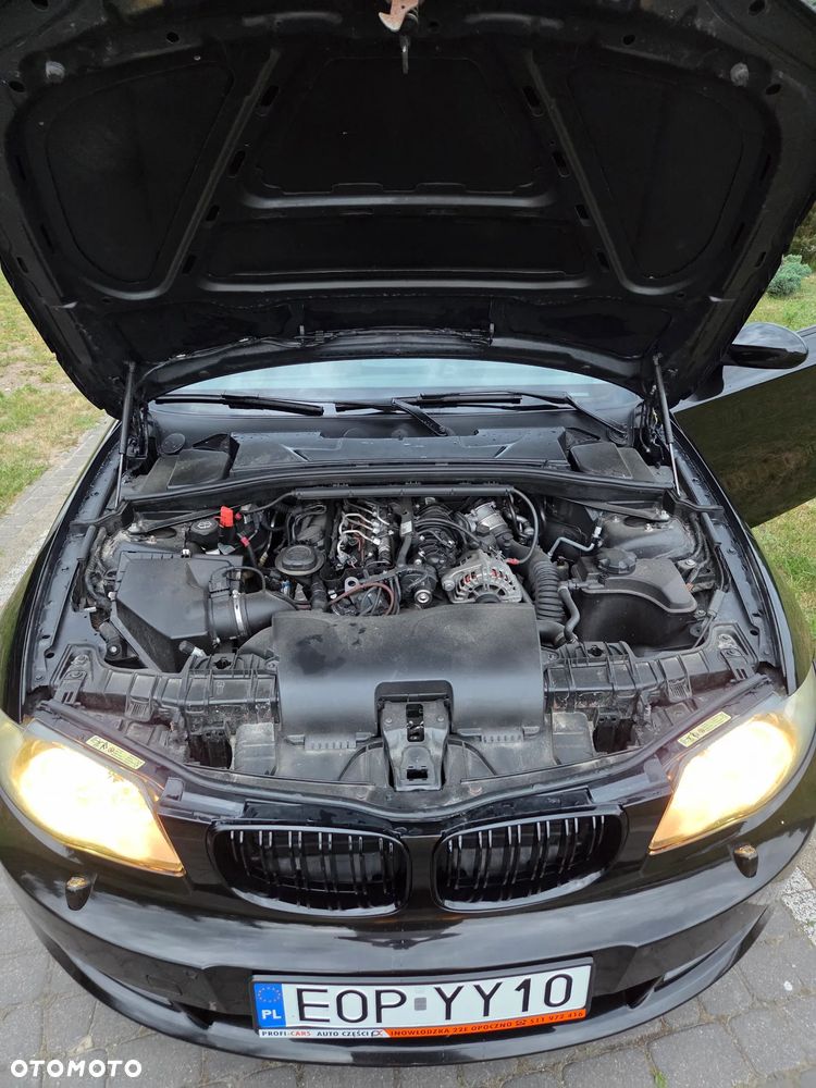 BMW Seria 1 120d Edition Sport - 40