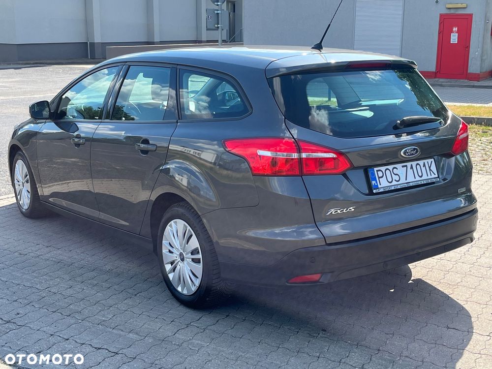 Ford Focus 1.0 EcoBoost Trend Sport - 6