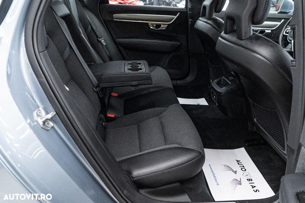 Volvo S90 D4 Geartronic Momentum Pro - 9