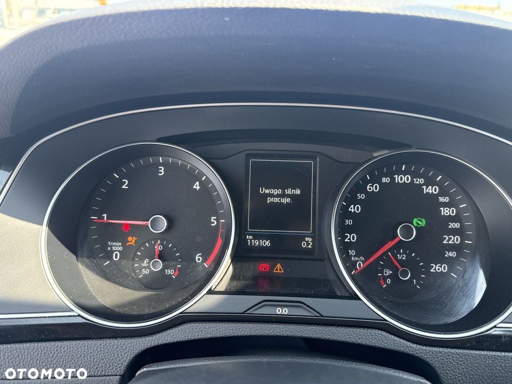 Volkswagen Passat - 18