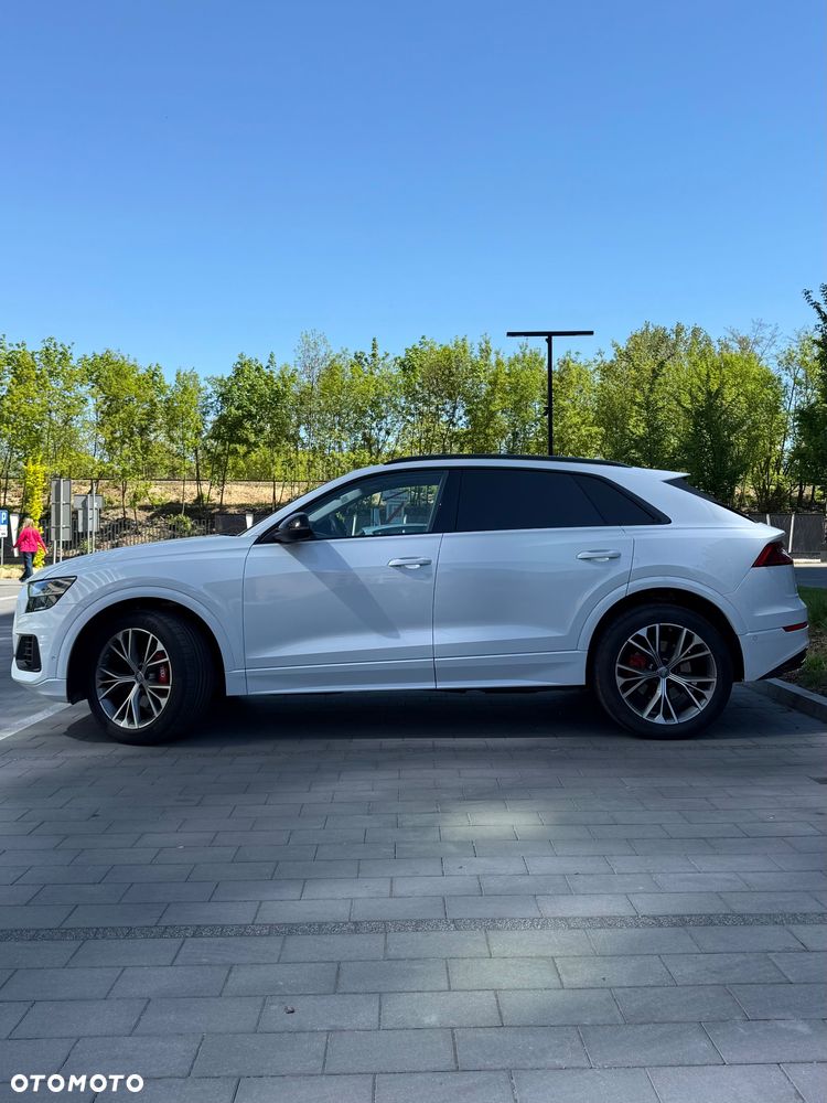 Audi Q8 55 TFSI quattro tiptronic - 4