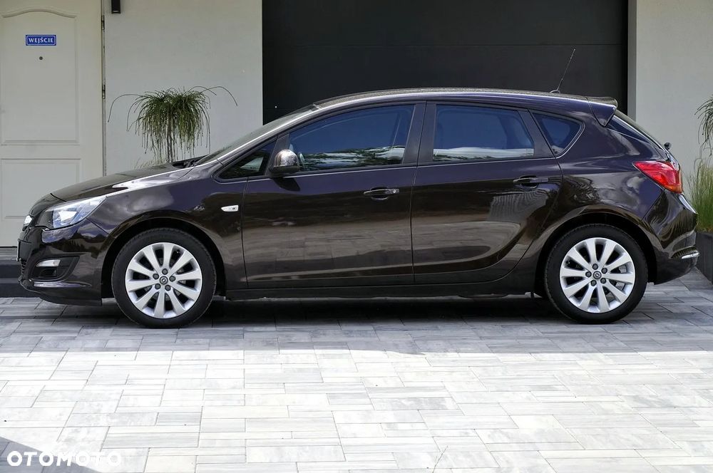 Opel Astra - 4