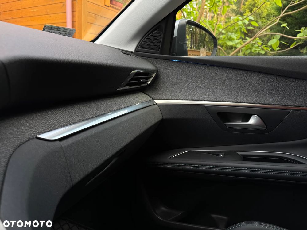 Peugeot 3008 1.2 PureTech Allure Pack S&S EAT8 - 25