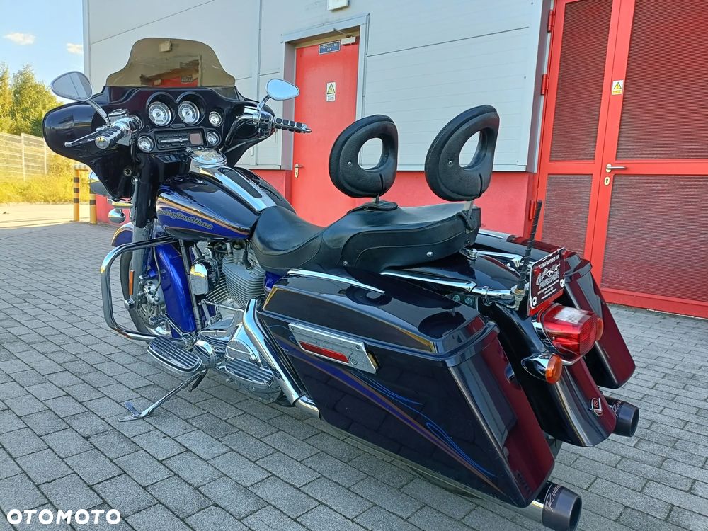Harley-Davidson FLH Electra Glide - 21