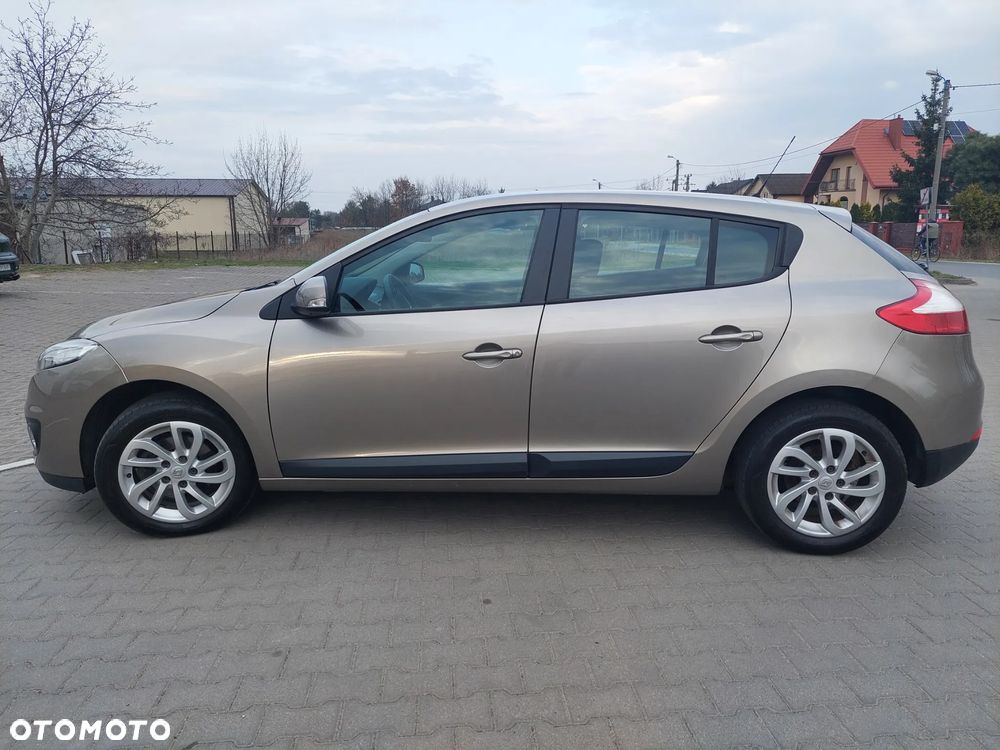 Renault Megane 1.6 16V 110 Paris - 11