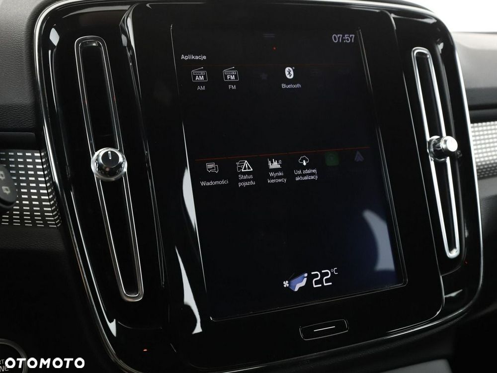 Volvo XC 40 D4 SCR AWD R-Design - 29