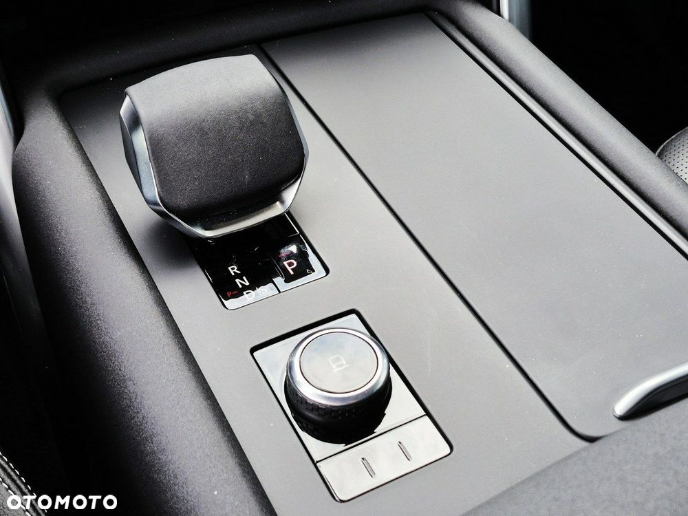 Land Rover Discovery 3.0 D250 mHEV Dynamic SE - 35