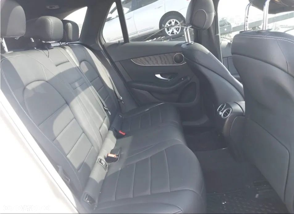 Mercedes-Benz GLC 300 4-Matic - 10