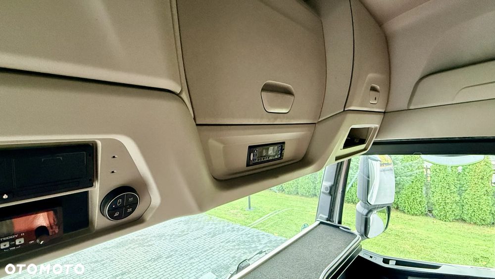 Iveco STRALIS S-WAY XP - 22