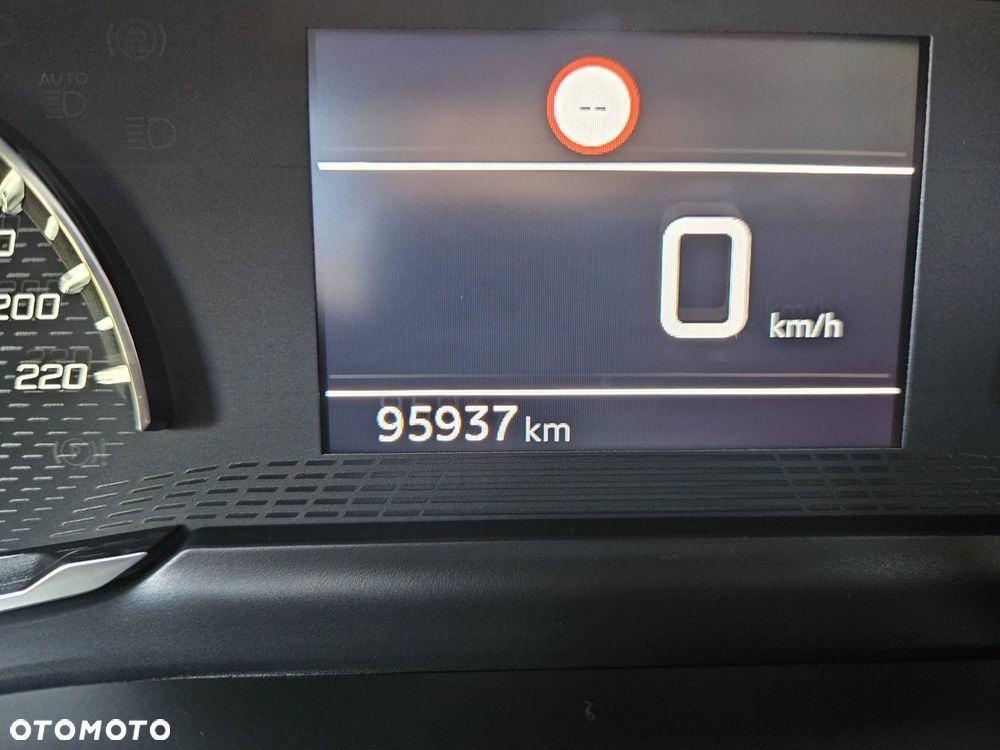 Peugeot 208 1.2 PureTech Active Pack S&S - 19