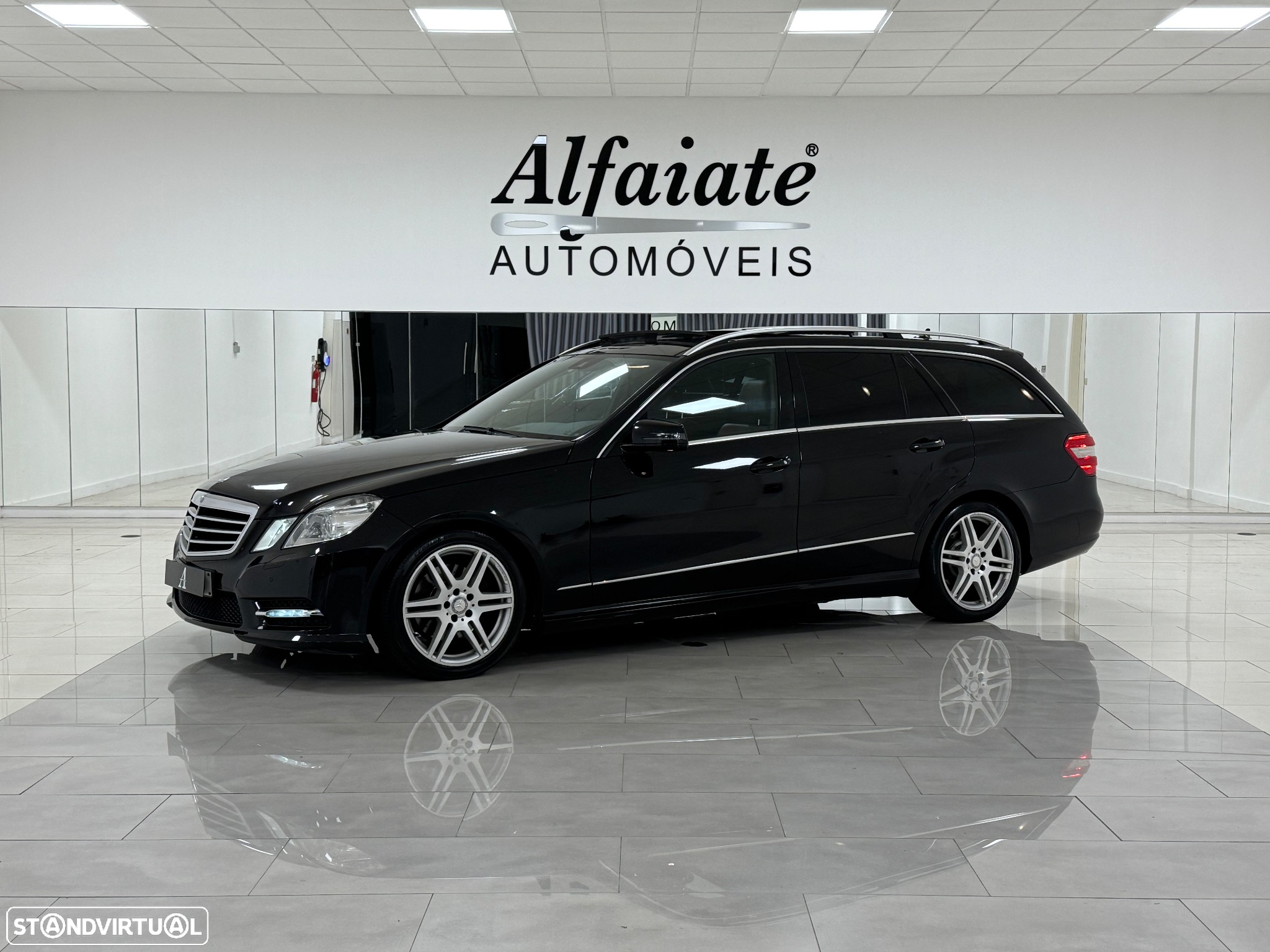 Mercedes-Benz E 300 Bluetec Hybrid Avantgarde - 21