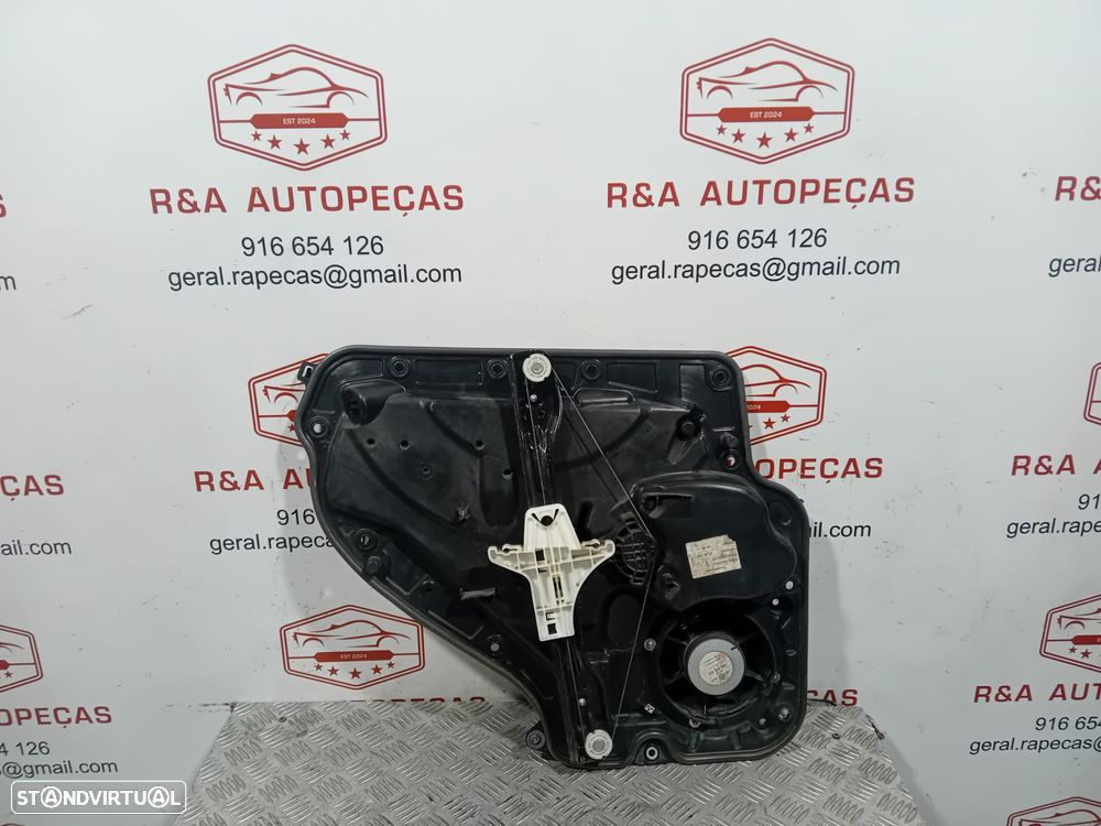 Elevador e Motor de Vidro Porta Trás Direito VW Golf 6 VI 5K4839730J Original - 4