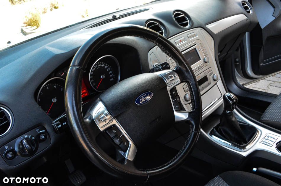 Ford Mondeo 2.0 TDCi Titanium X - 24