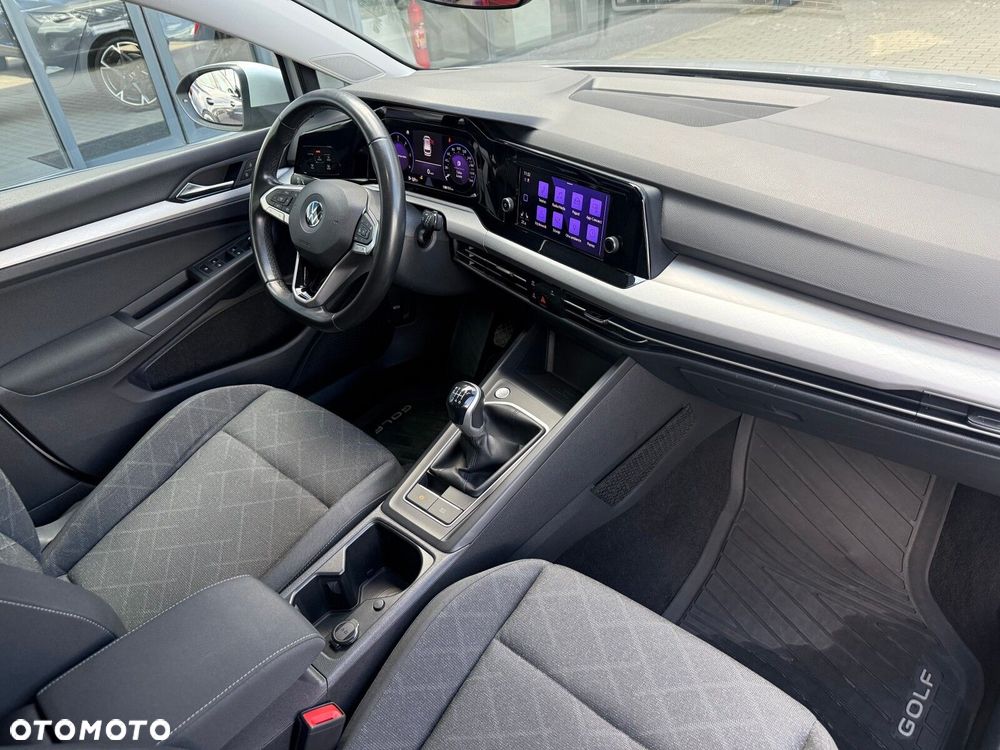 Volkswagen Golf - 18