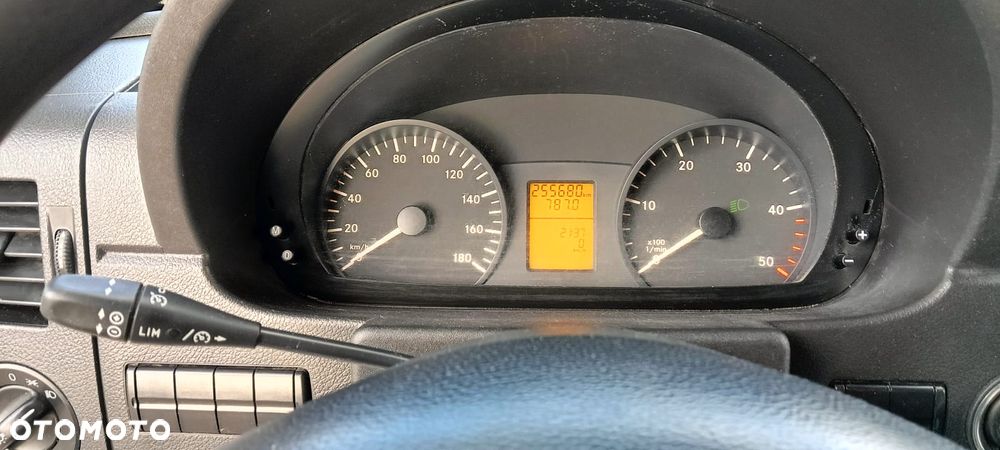 Mercedes-Benz SPRINTER - 5