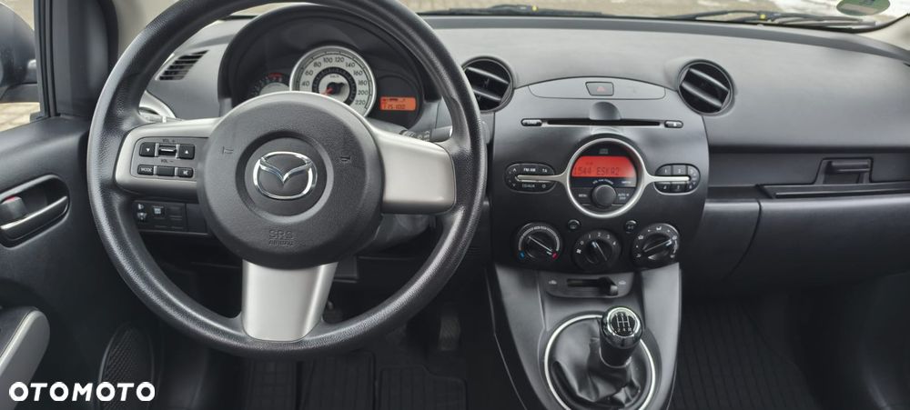 Mazda 2 1.3 Dynamic - 8