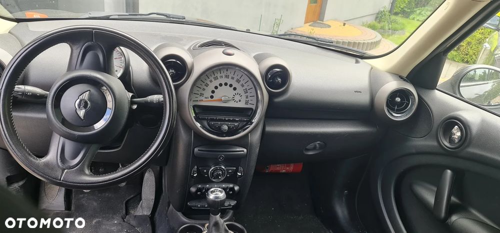MINI Countryman One D - 5