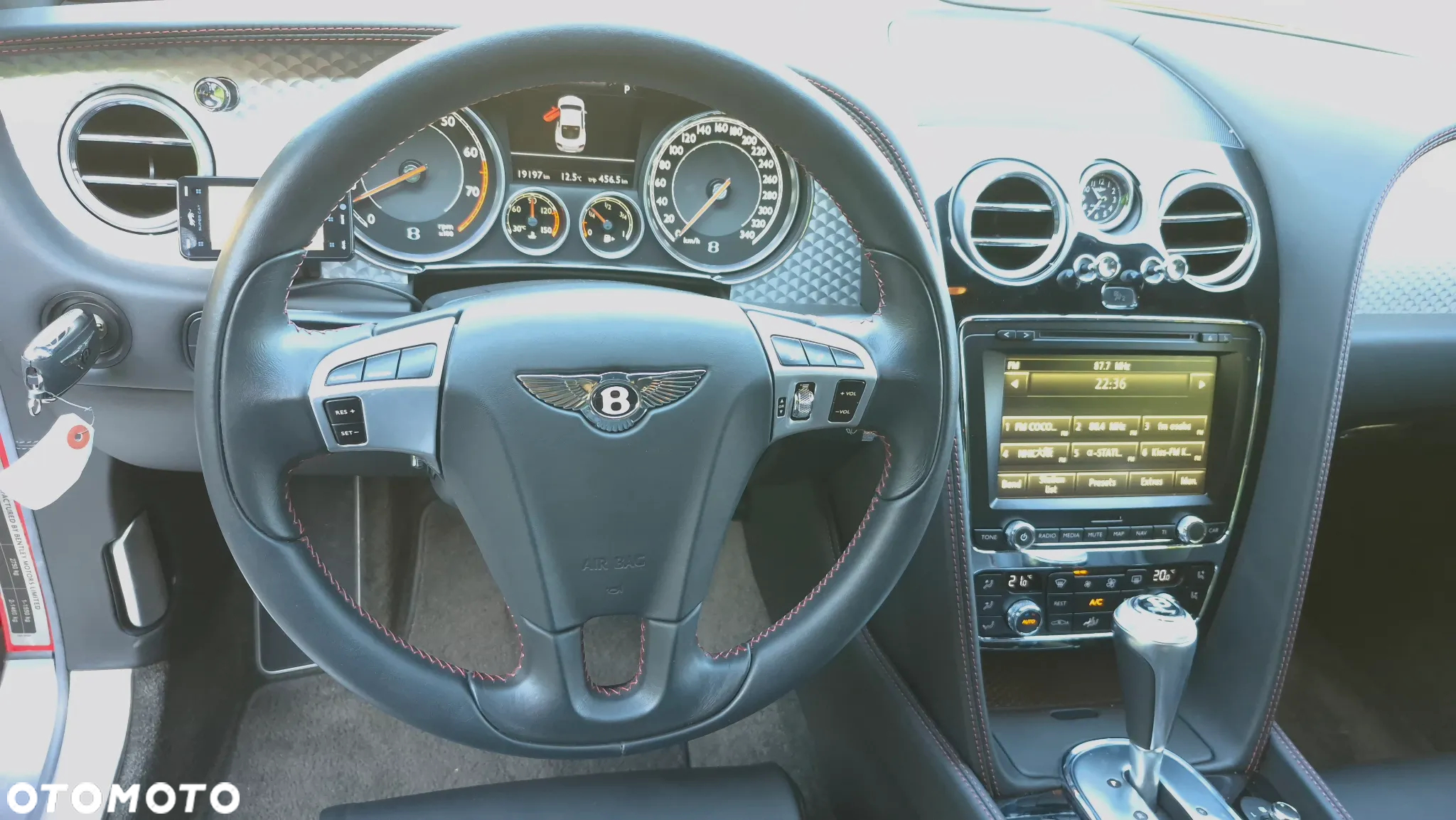 Bentley Continental GT - 15