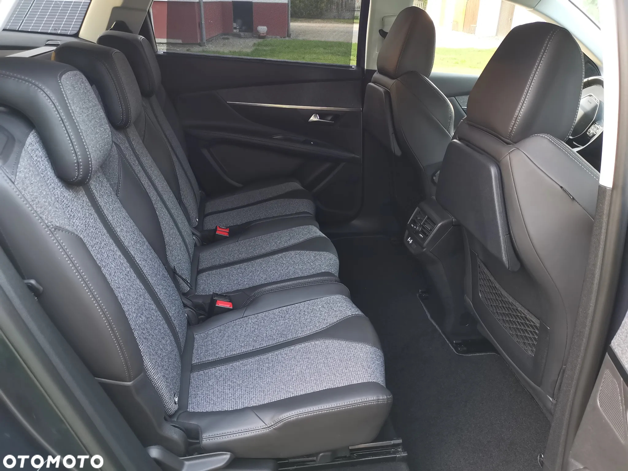 Peugeot 5008 2.0 BlueHDi Allure 7os - 26