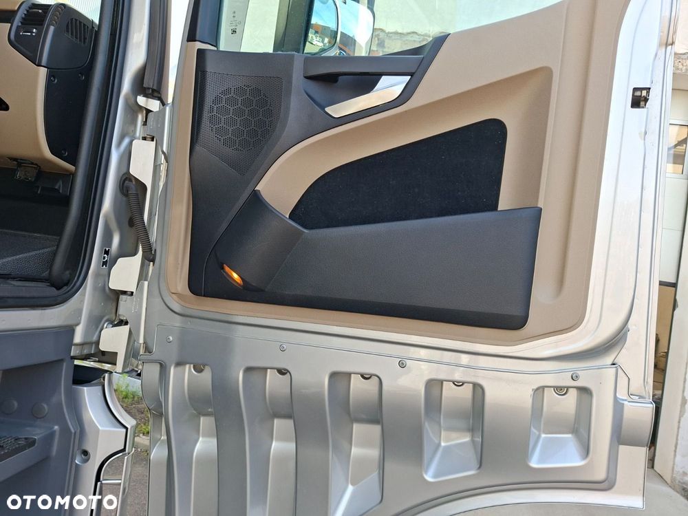 Versalift Actros 1845 - 26