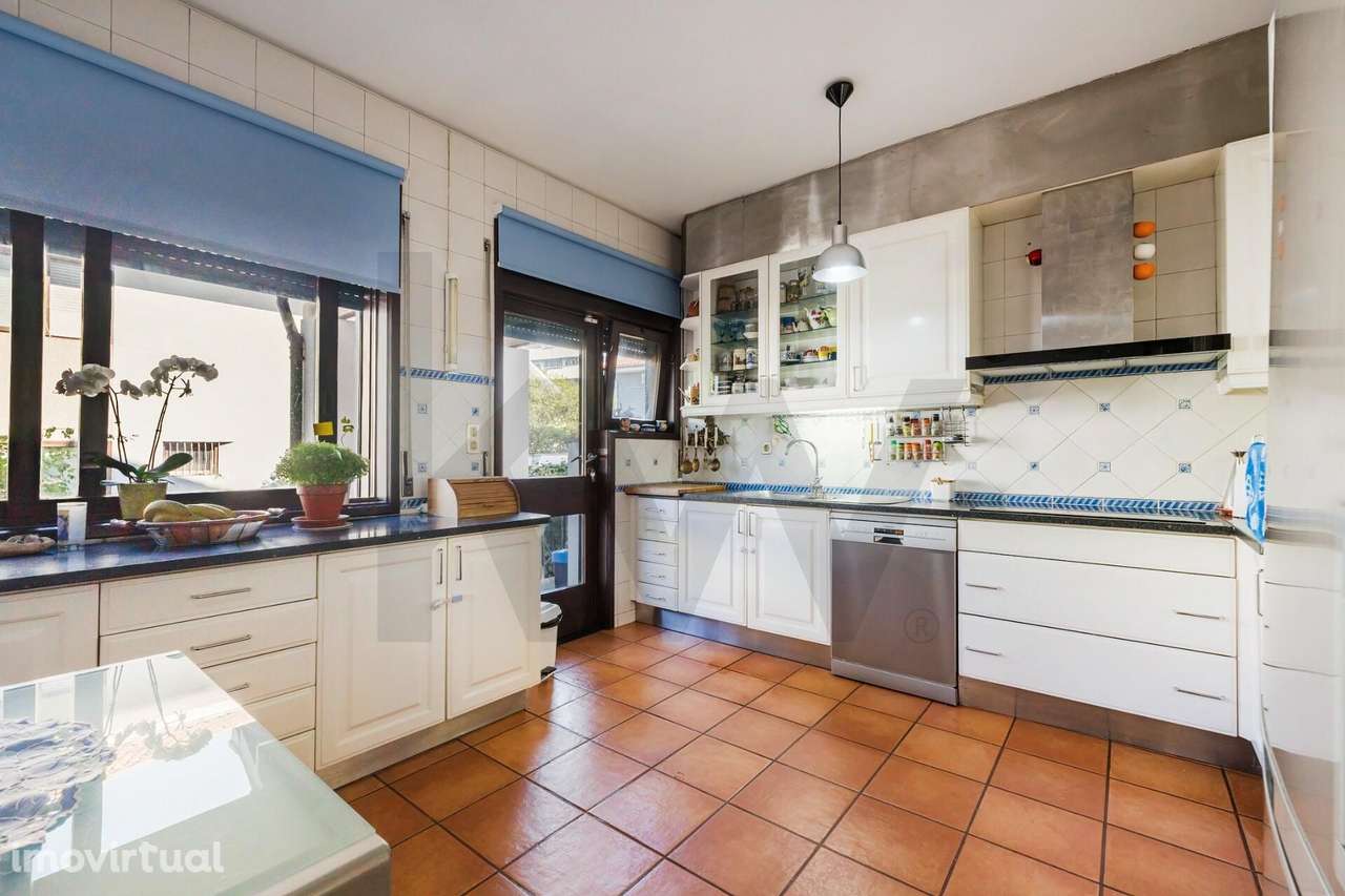 Moradia T8 Circunvalação (Monte dos Burgos) - Polo Universitário - Grande imagem: 5/25