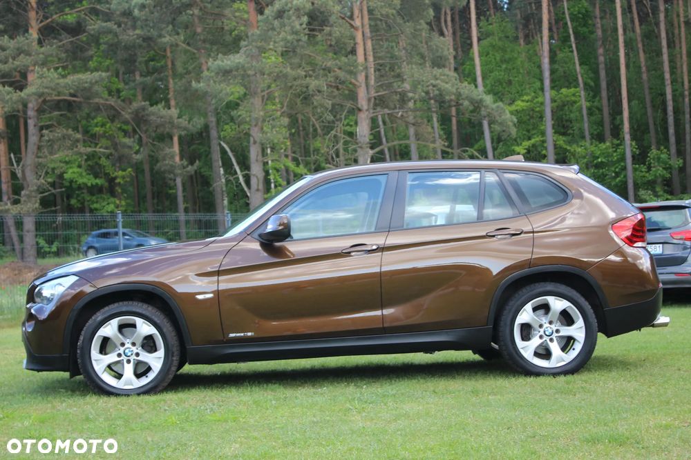 BMW X1 sDrive18i Sport Line - 6