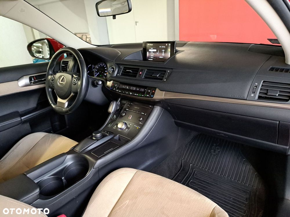 Lexus CT 200h Elegance - 16