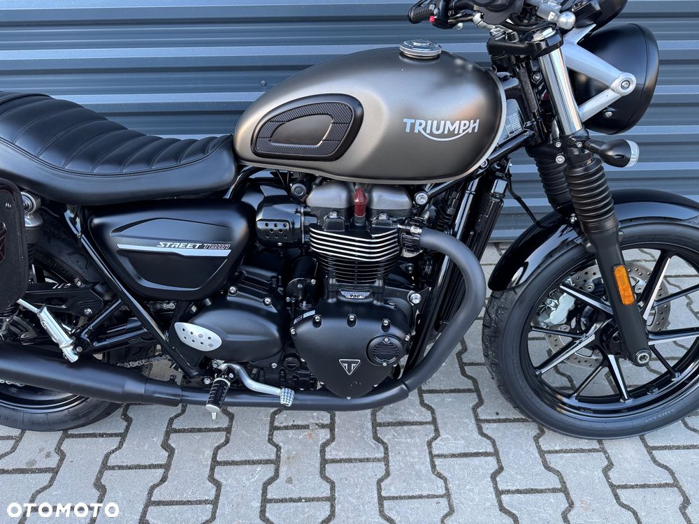 Triumph Street Twin - 20