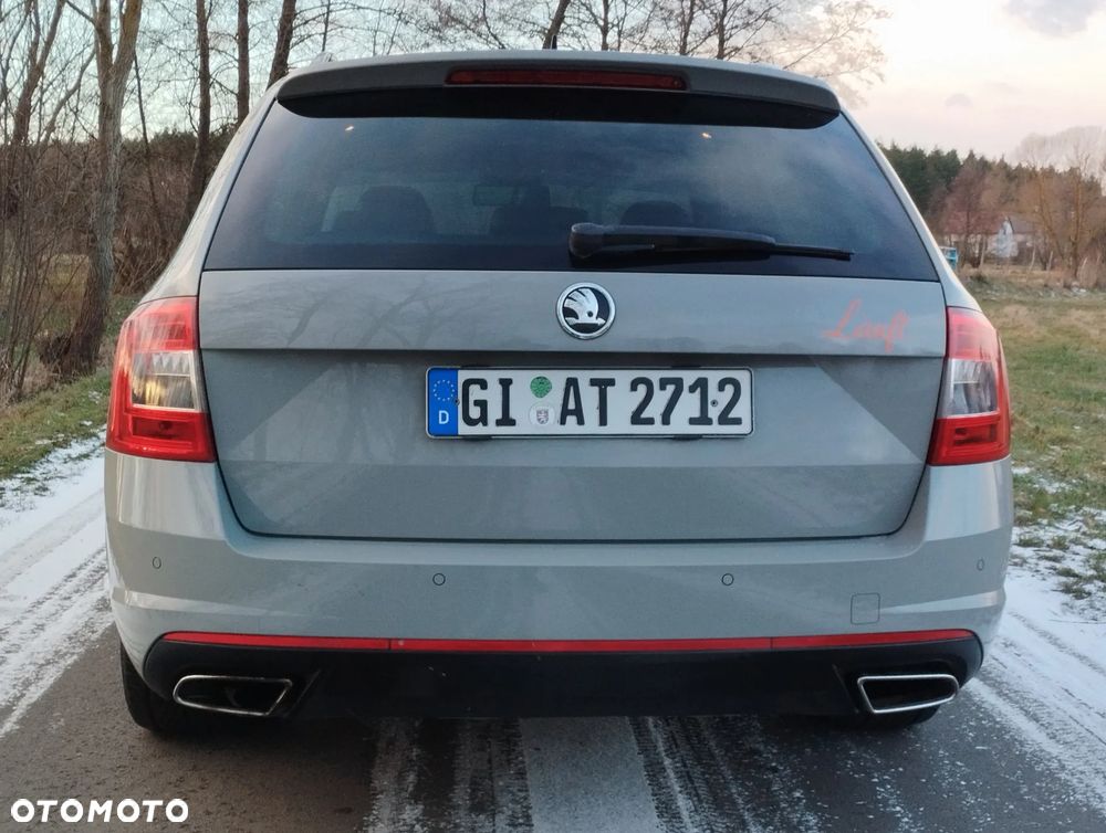 Skoda Octavia 2.0 TDI DSG RS - 12