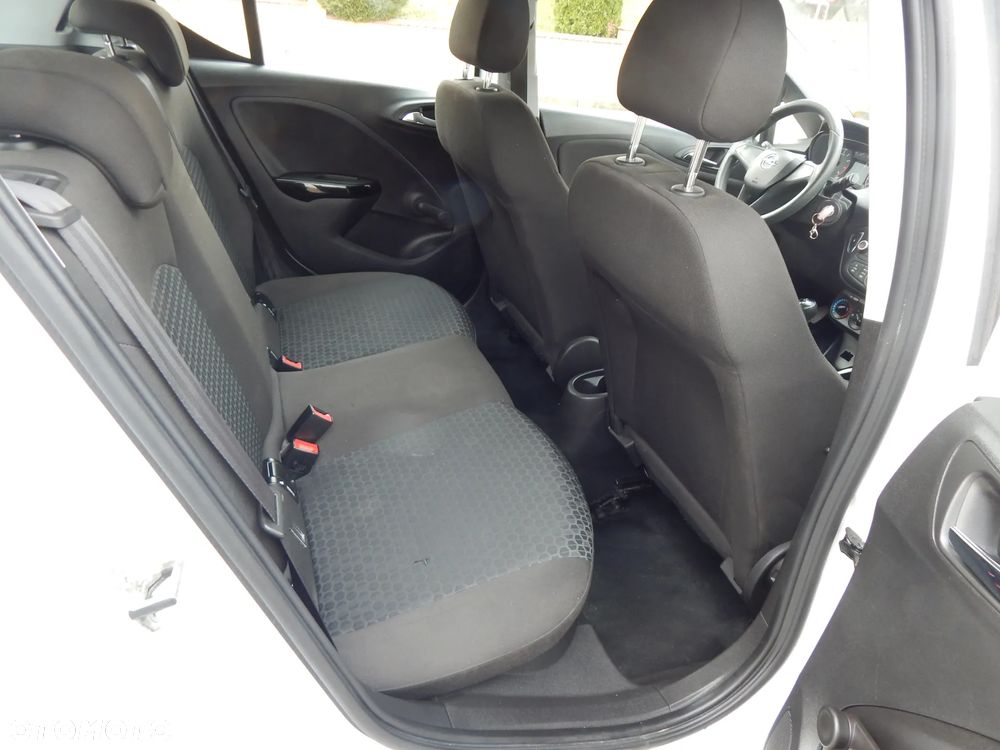 Opel Corsa 1.4 16V Cosmo - 19