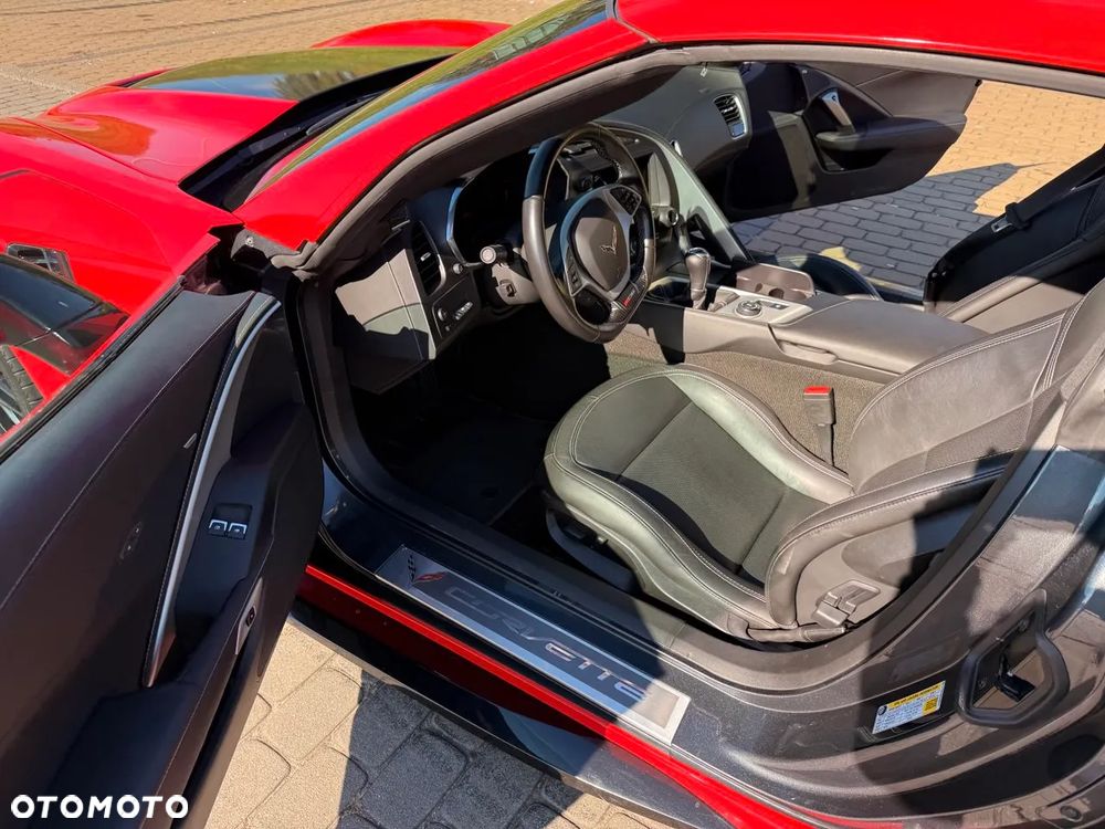 Chevrolet Corvette - 6