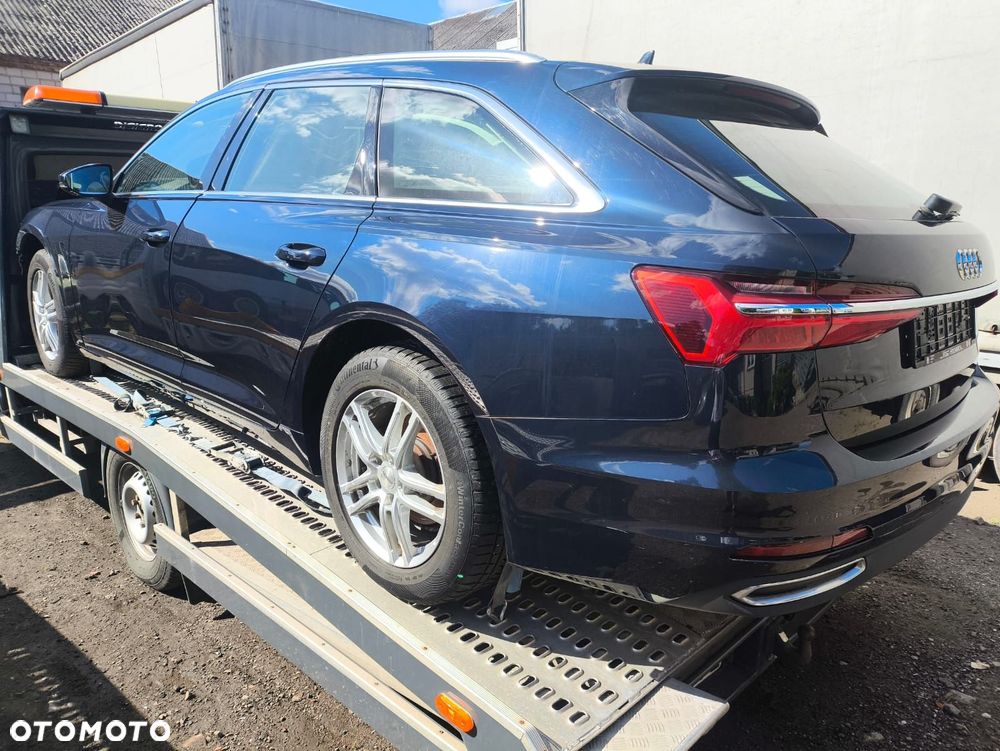 Na części Audi A6 C8 2.0 TDI LX5B drzwi zderzak klapa błotnik deska wyświetlacz fotel kanapa - 1