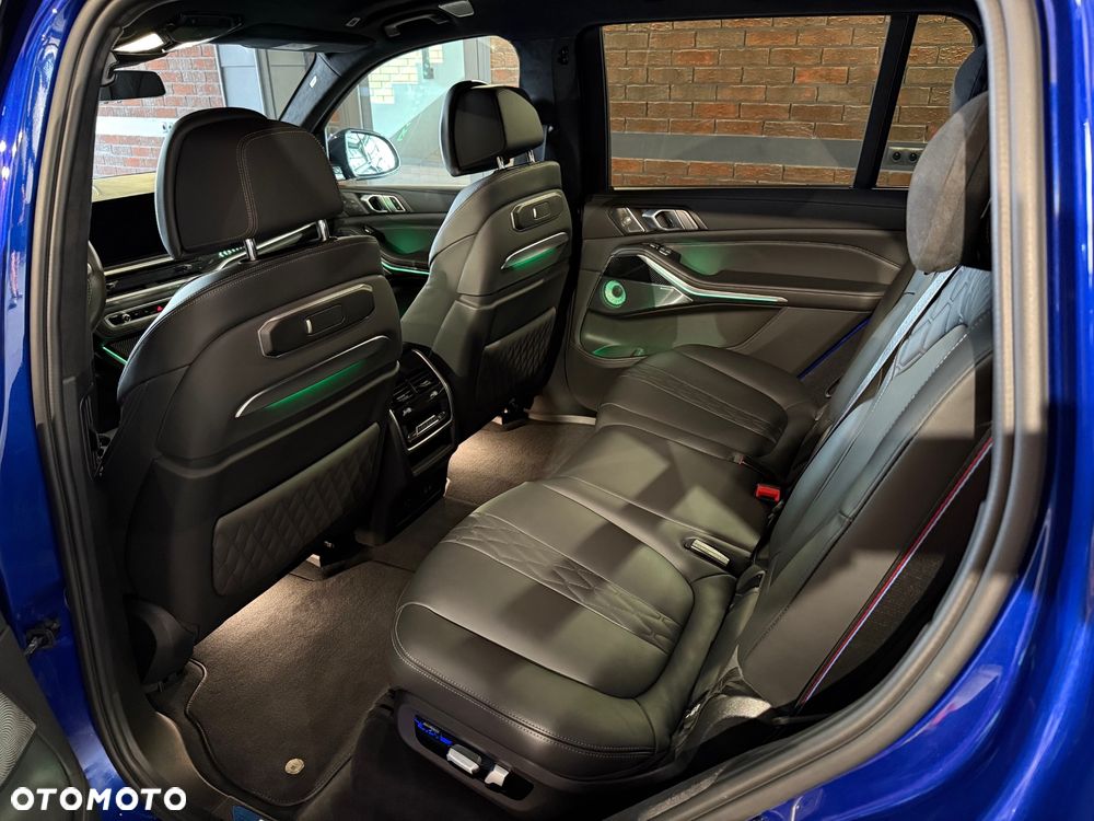 BMW X7 M50i sport - 24