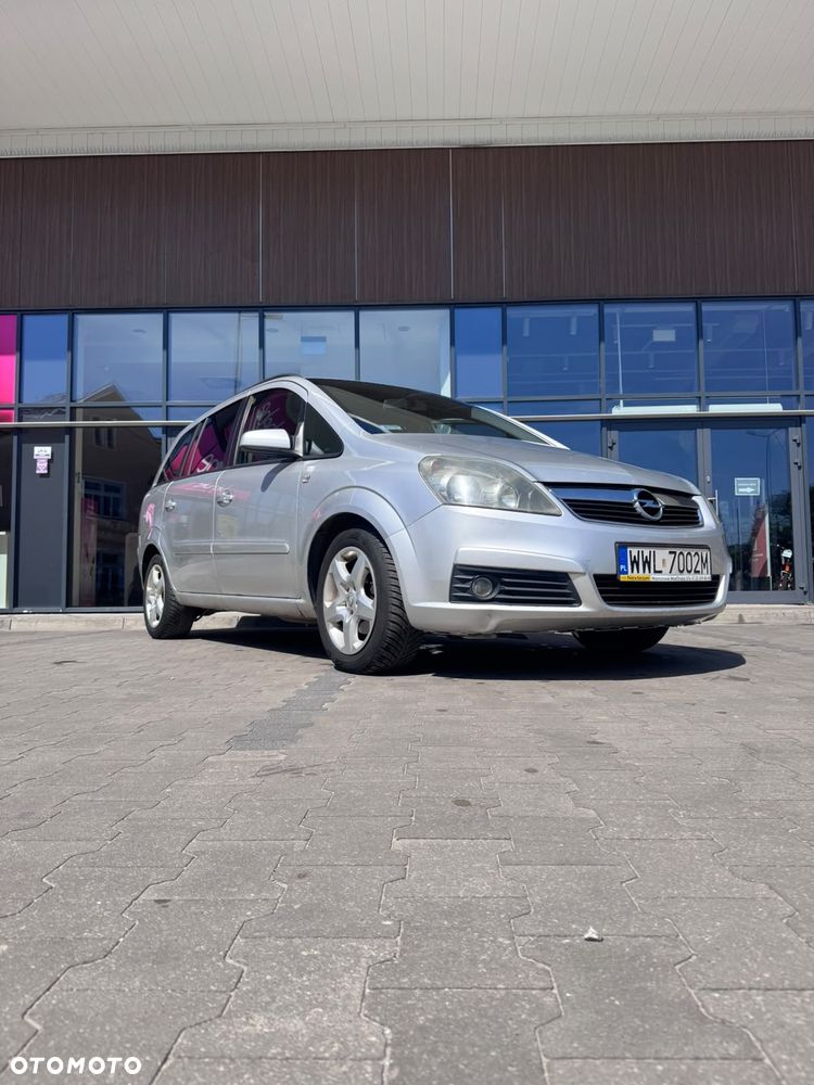 Opel Zafira 1.8 Enjoy - 16