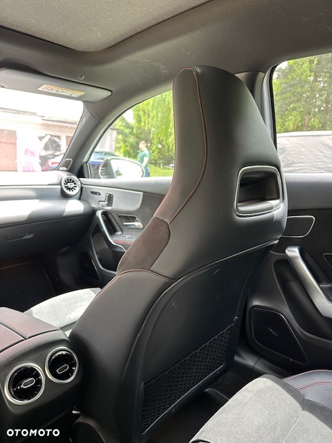 Mercedes-Benz Klasa A 220 AMG Line 7G-DCT - 9