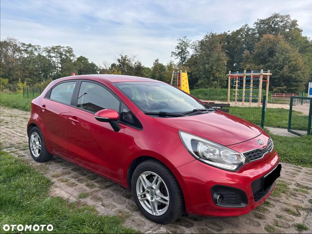Kia Rio 2012 photo 2