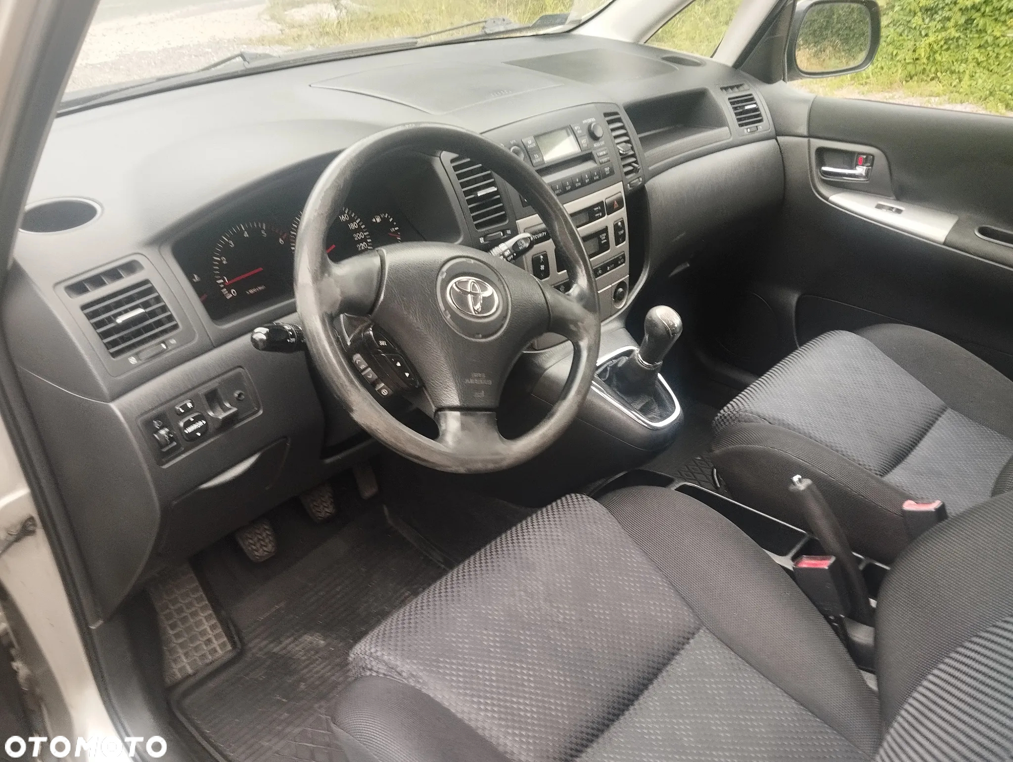 Toyota Corolla Verso - 7