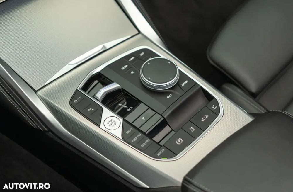 BMW M4 M440i xDrive - 20
