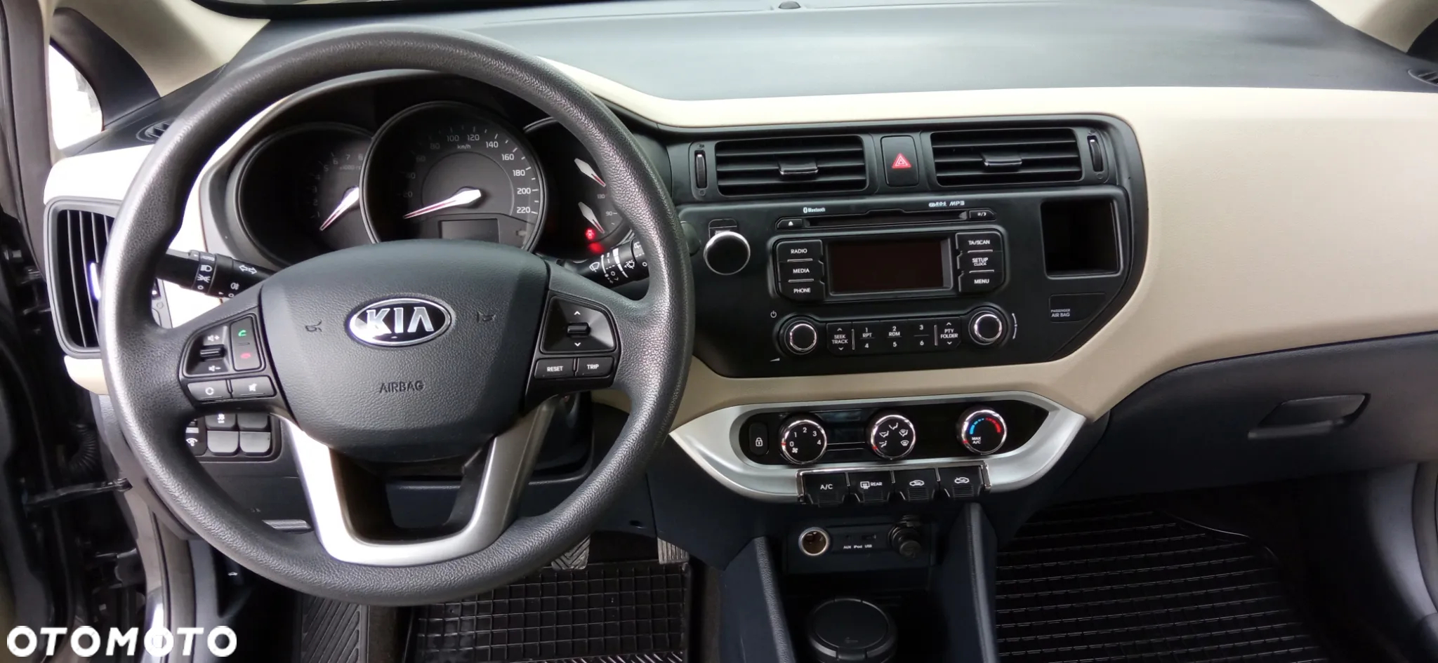 Kia Rio - 20