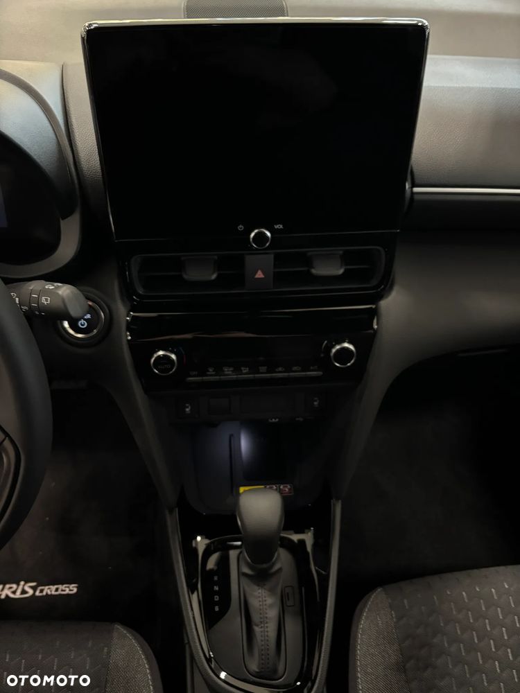 Toyota Yaris Cross Hybrid 1.5 Style - 16
