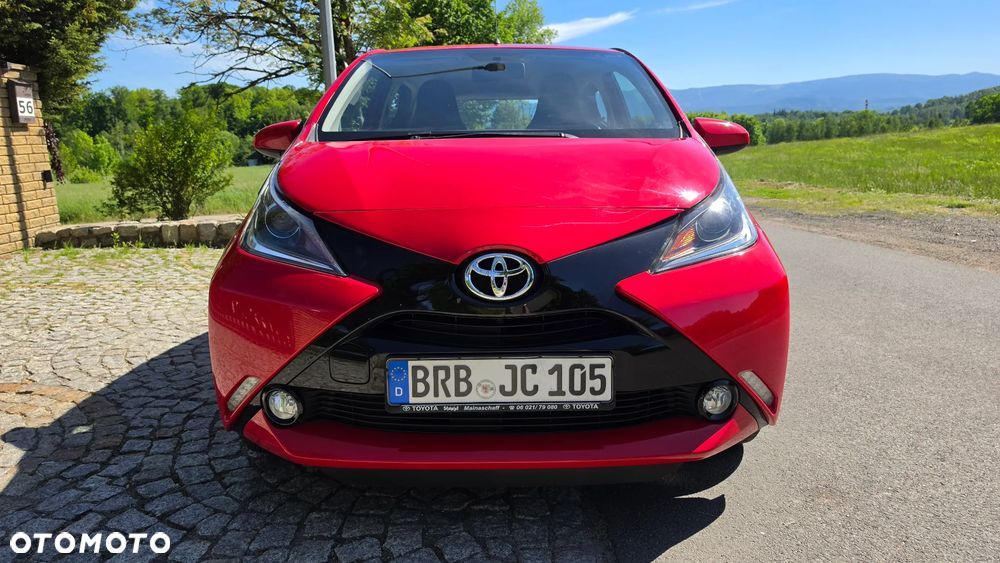 Toyota Aygo x-play touch - 4